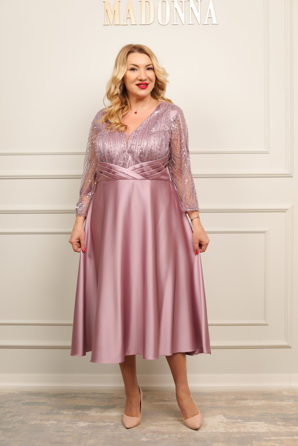 Rochie Gilda Roz Pudra